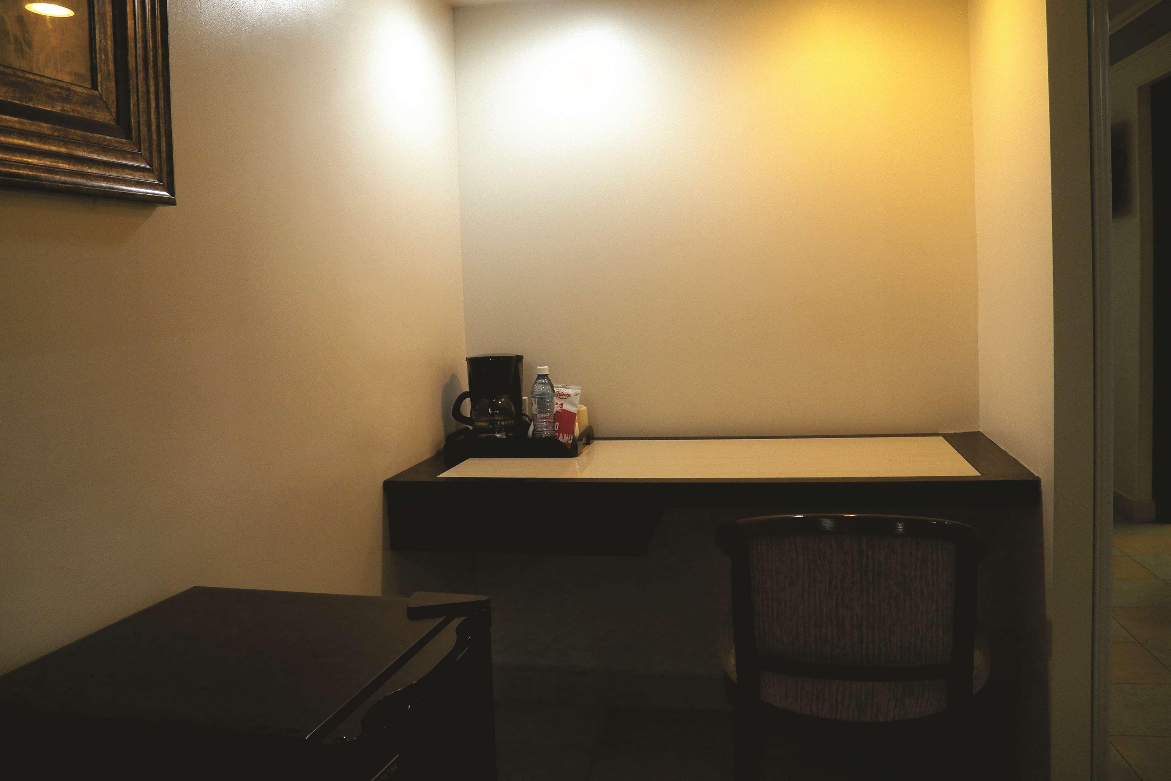 Best Western Hotel Plaza Matamoros Eksteriør bilde